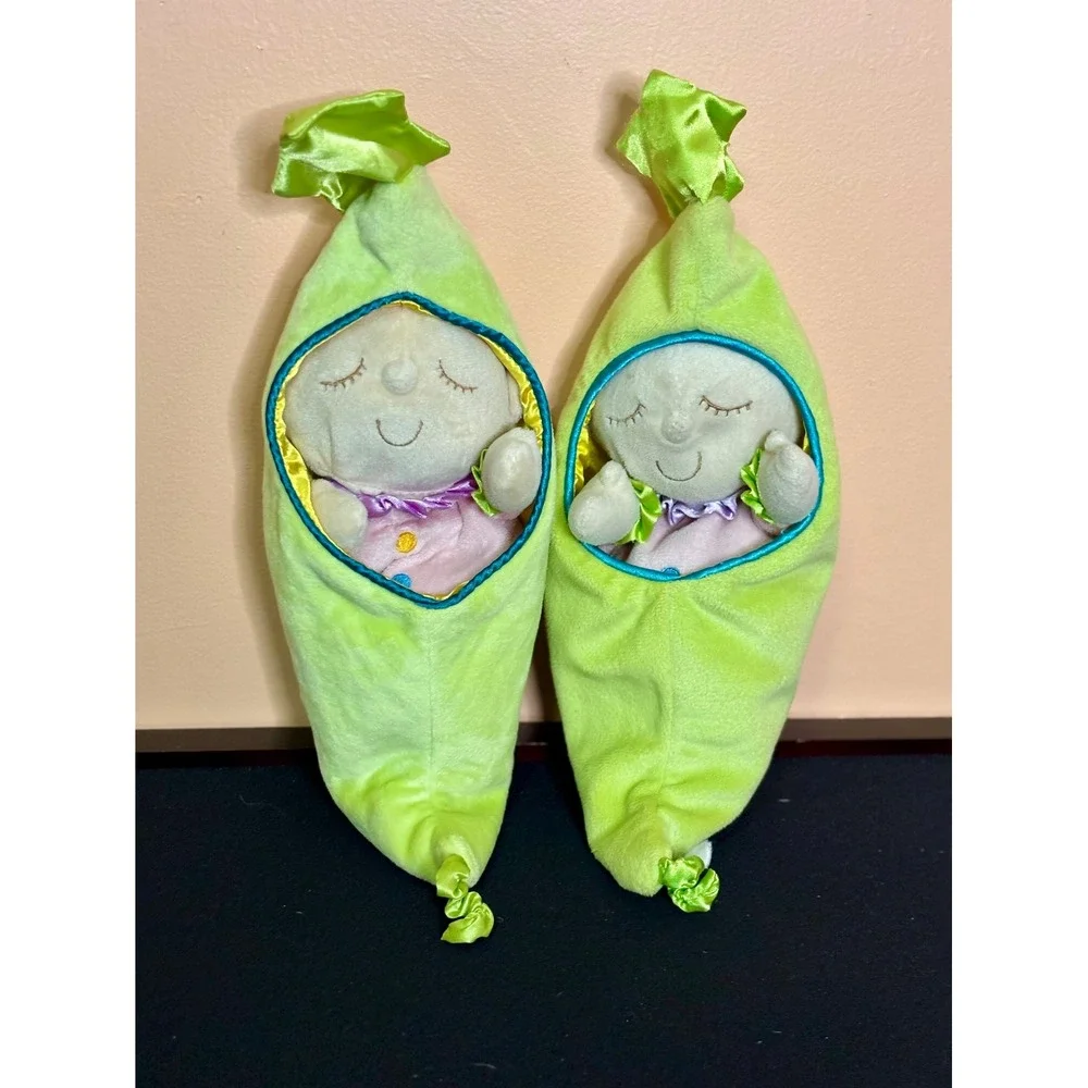Manhattan Toy Sweet Pea Lullaby Lulu Plush Baby Doll in Pod Set of 2 Twins